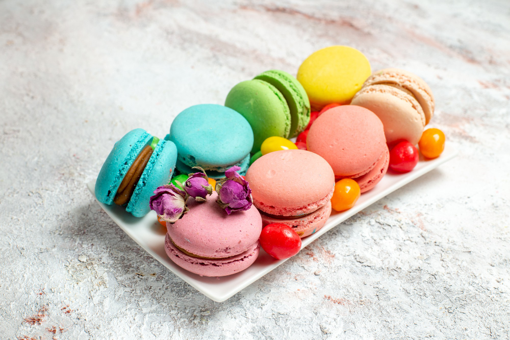 MACAROONS